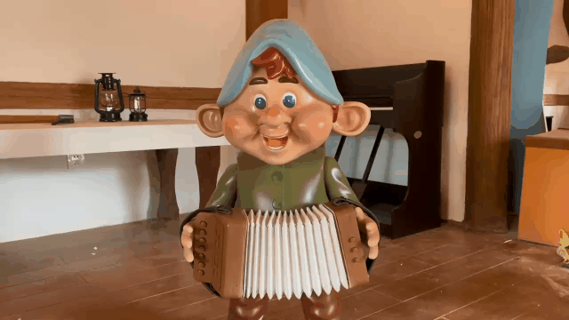 演奏《米店》的小矮人机模